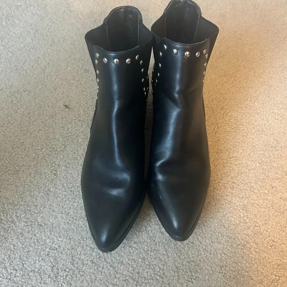 Black studded boots - Picture 2 of 5